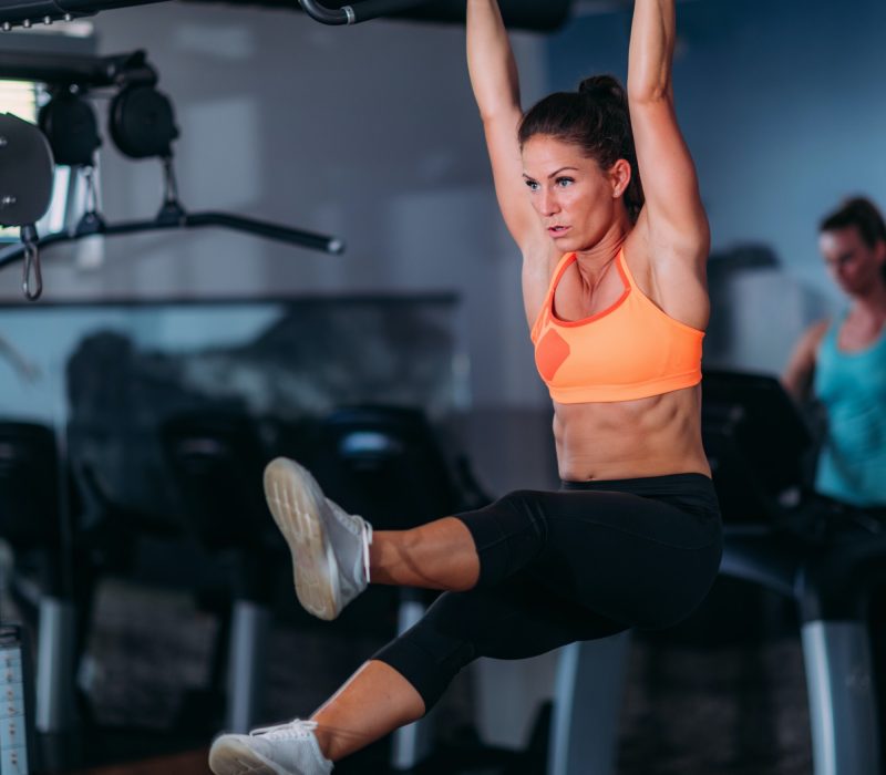 pull-ups-in-the-gym.jpg